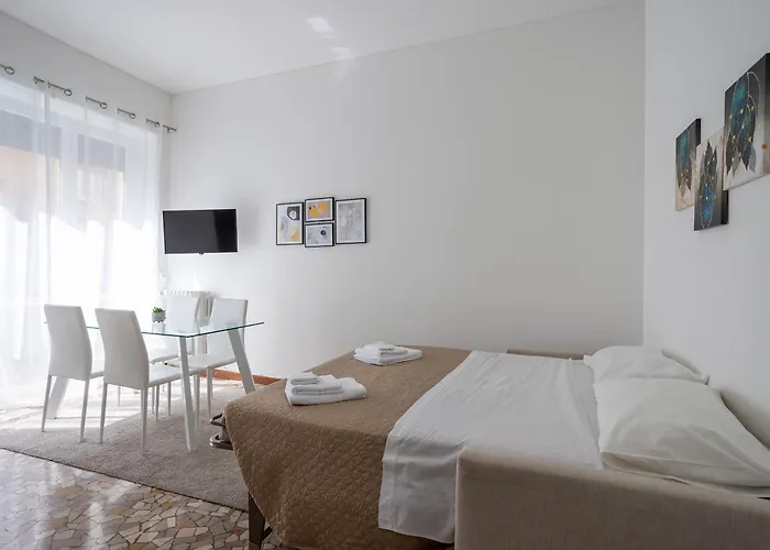 Cesare's Nest - Super Position 公寓 米兰