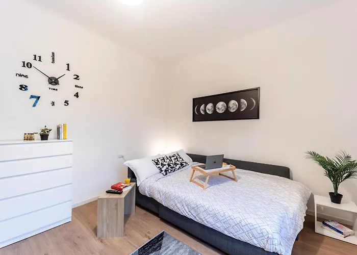 Διαμέρισμα Studio's Nest - Close To Metro And Linate Airport *