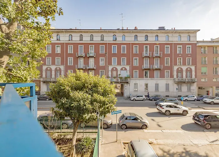 Bicocca Experience - Near Metro & Arcimboldi Theatre -fast Wifi *