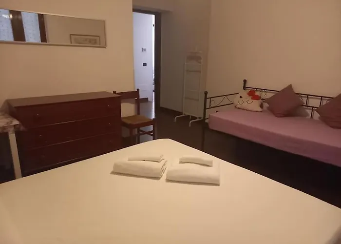 דירה Comfortable Typical Old Style *