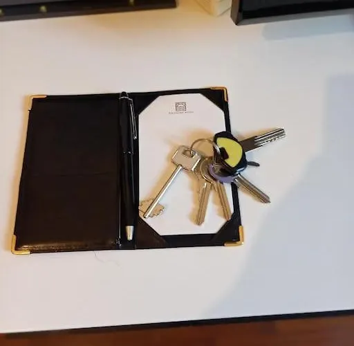 Comfortable Typical Old Style דירה