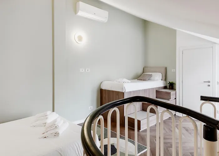 Stayeasy Argelati40 - Penthouse With 2 Bedrooms, 2 Bathrooms And Terrace - Navigli Apartament *