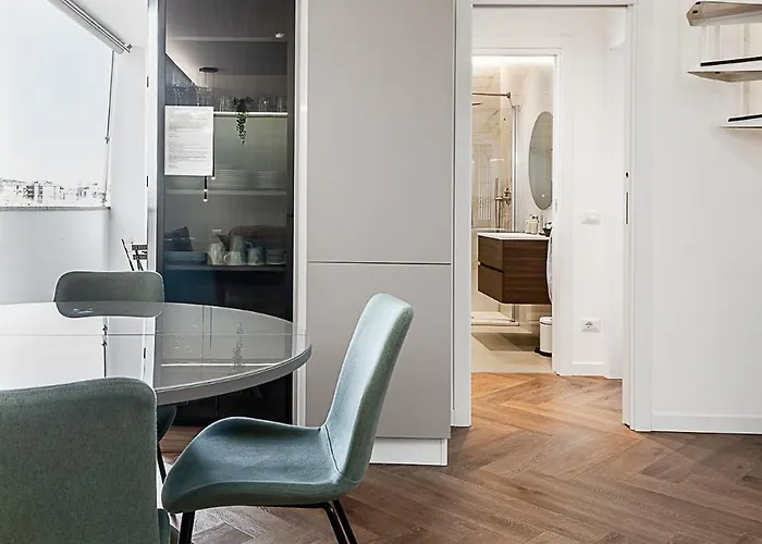 Apartament Stayeasy Argelati40 - Penthouse With 2 Bedrooms, 2 Bathrooms And Terrace - Navigli Mediolan