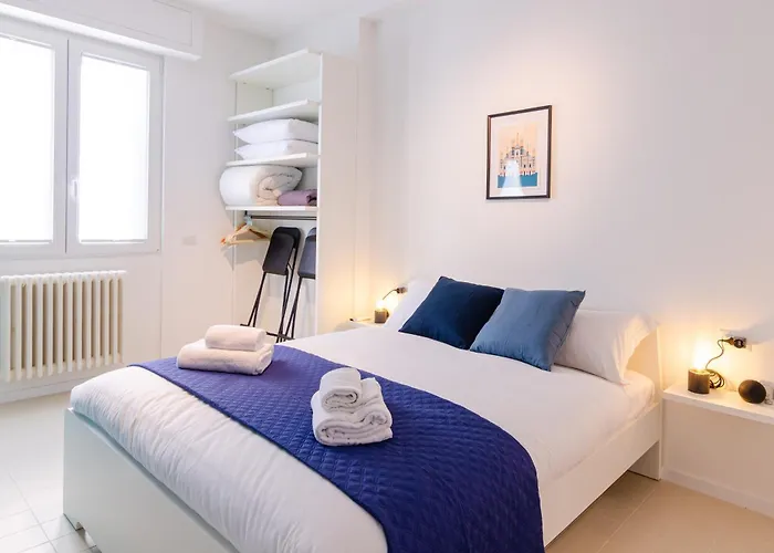 San Siro Blue Flat Milano