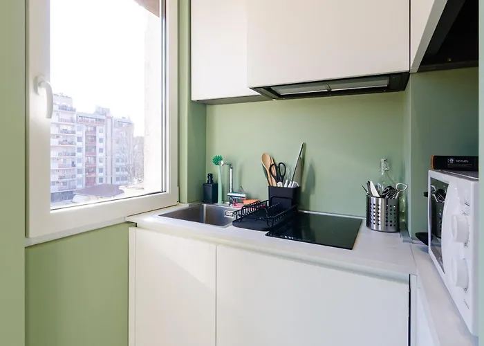 San Siro Blue Flat *