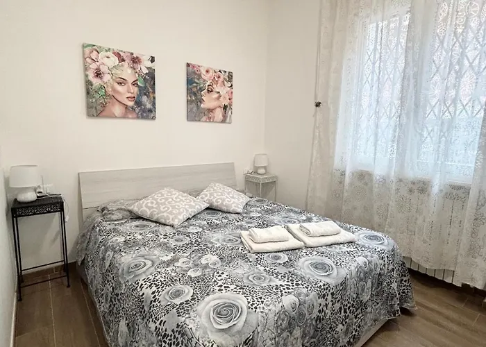 Bilocale In Bande Nere-metro Rossa Duomo *