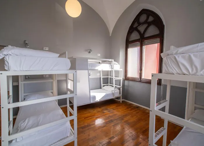 Vandrarhem Babila & Bistrot *