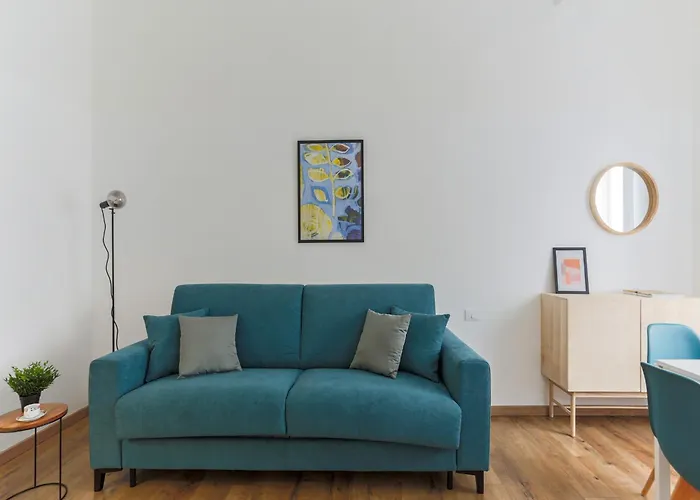 The Rent - Cozy Two-bedroom Near Colonne S Lorenzo 米兰