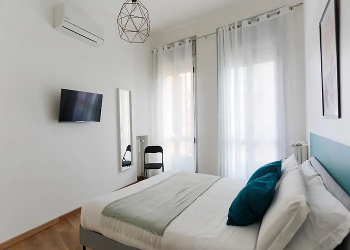 The Rent - Cozy Two-bedroom Near Colonne S Lorenzo Appartement