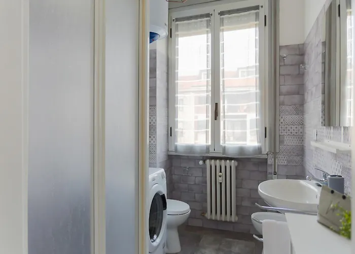 The Rent - Cozy Two-bedroom Near Colonne S Lorenzo *