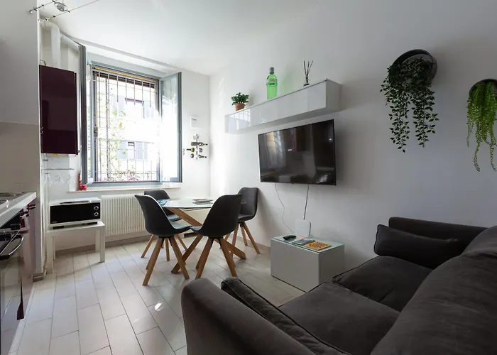 Easytopstay - Bocconi Cosy דירה מילאנו