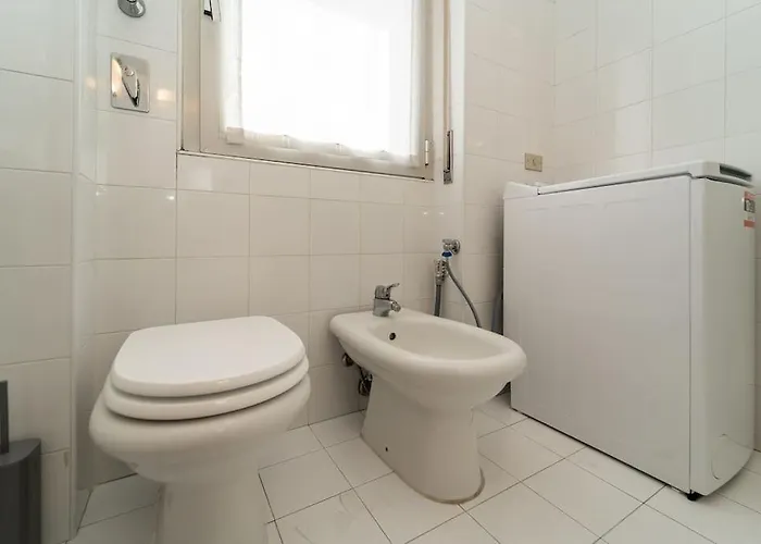 5 Giornate Con Terrazzo E Garage Privato Appartement