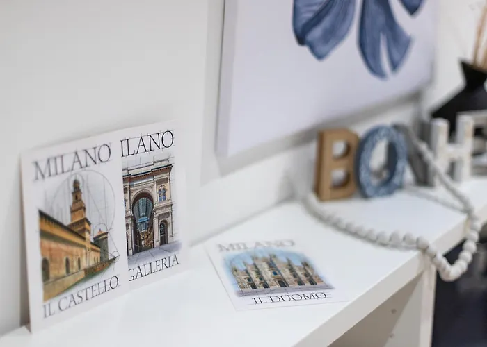 Stayeasy Quadronno33 - 3 Bedrooms, 2 Baths - Duomo Walking Distance * Milánó