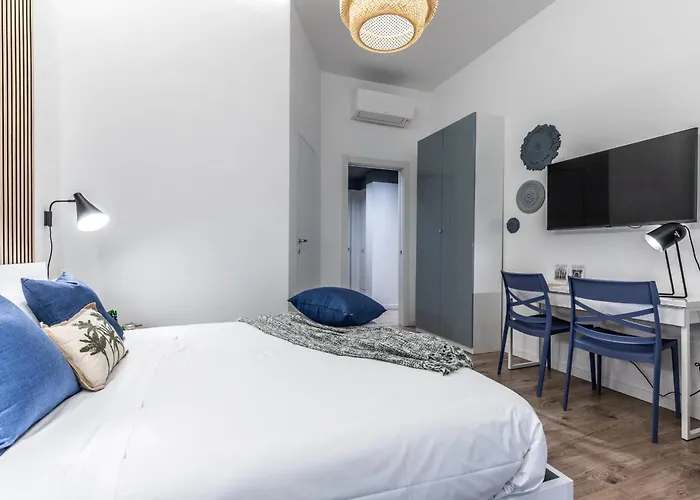 Apartman Stayeasy Quadronno33 - 3 Bedrooms, 2 Baths - Duomo Walking Distance Milánó