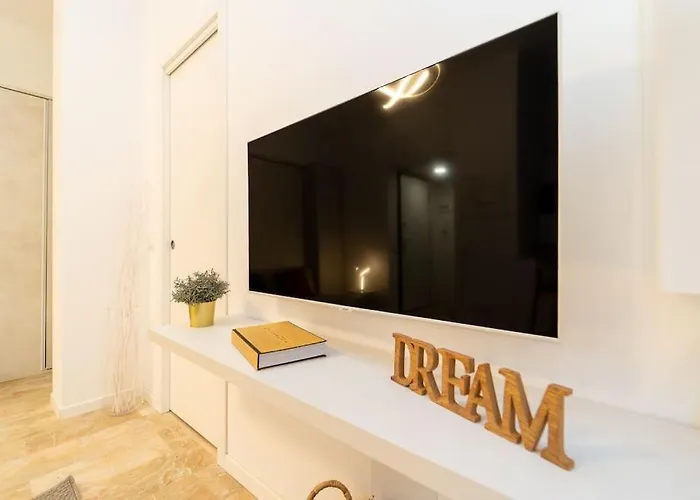 Apartament Porta Venezia Nuovo E Accogliente