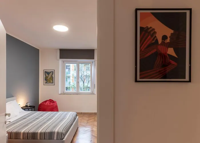 Life Апартаменты *