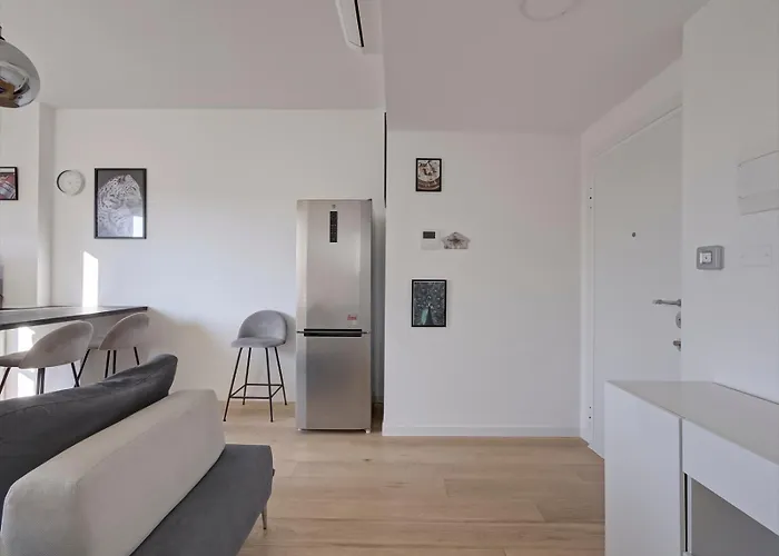 Loft Charme: Bilocale Con Balcone *