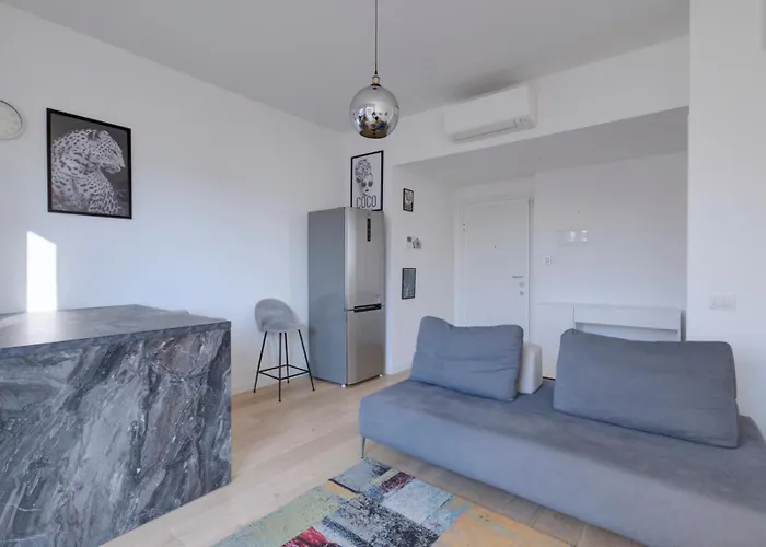 Loft Charme: Bilocale Con Balcone Apartament Mediolan