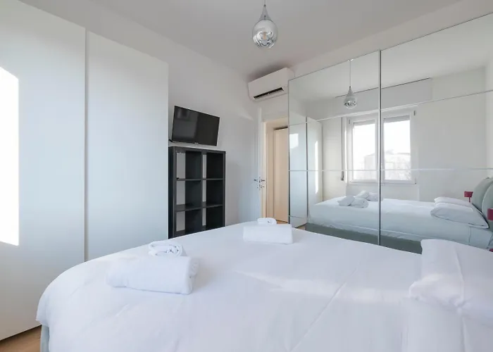 Loft Charme: Bilocale Con Balcone דירה מילאנו