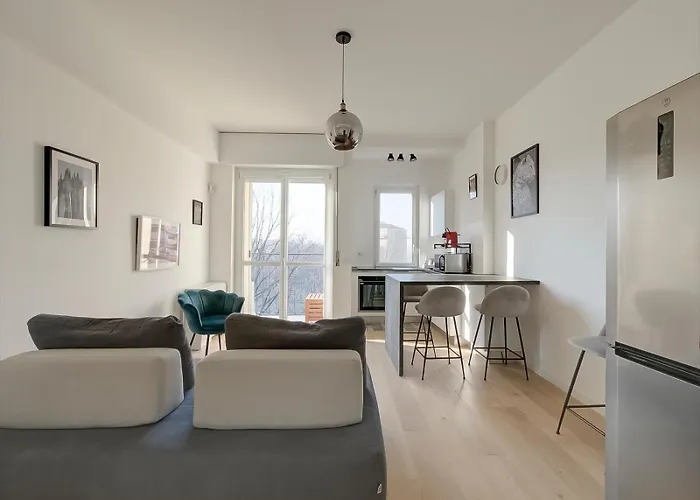 Loft Charme: Bilocale Con Balcone מילאנו