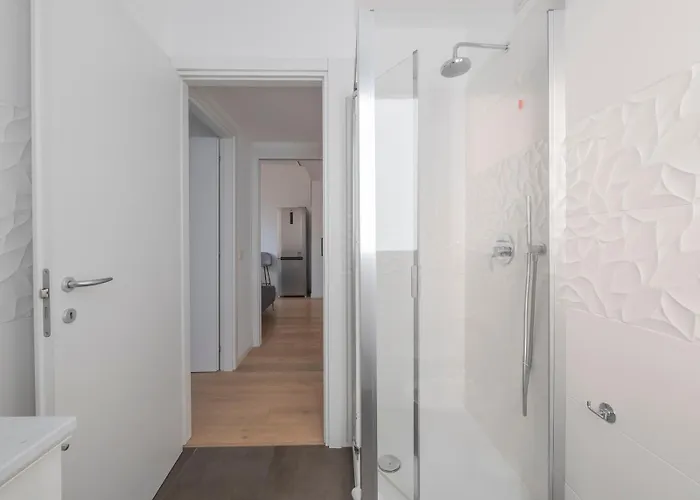 Loft Charme: Bilocale Con Balcone Mediolan