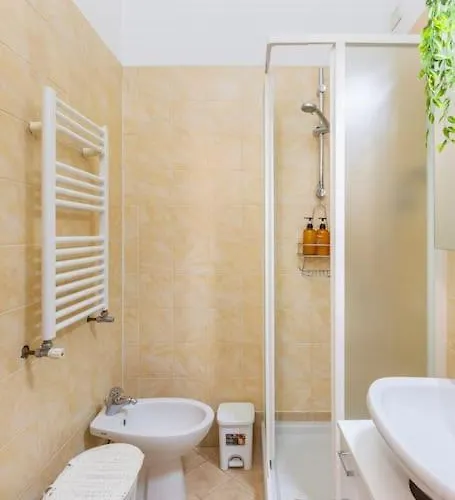 Modern In Next To Metro M5 - Sarca 73 Апартаменты Милан