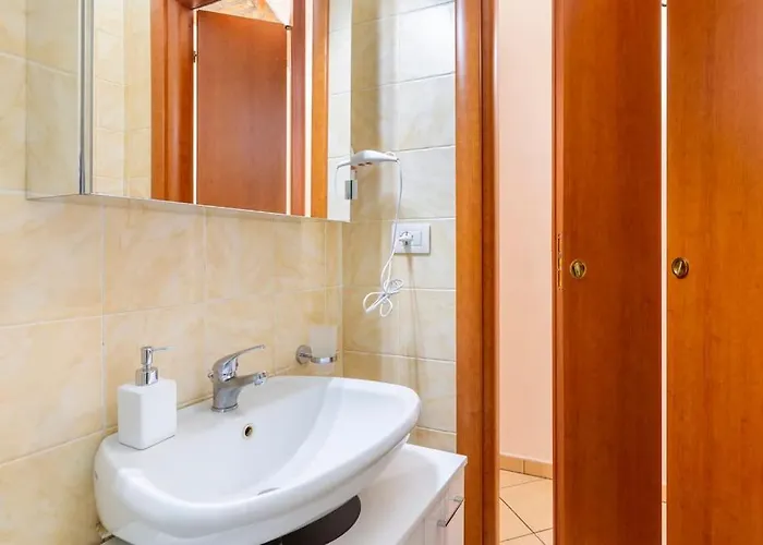 Modern In Next To Metro M5 - Sarca 73 Апартаменты Милан