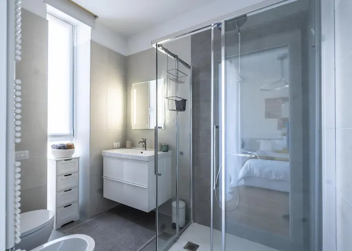 Apartman 5 Min Walk From Subway Elegant & Modern *
