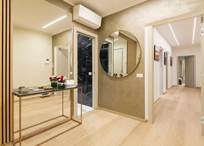 Heart San Sepolcro Duomo דירה