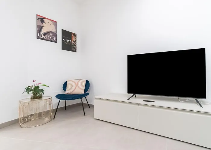 Urban Garden Lofts By Blue Velvet Livings ميلان