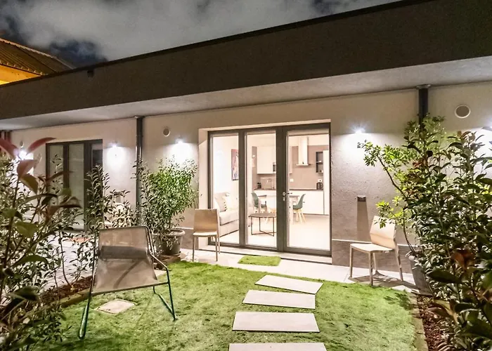 Apartment Urban Garden Lofts By Blue Velvet Livings