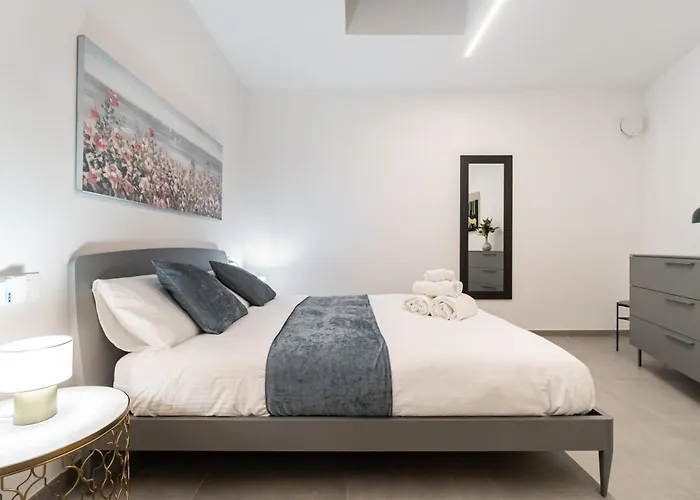 Urban Garden Lofts By Blue Velvet Livings شقة