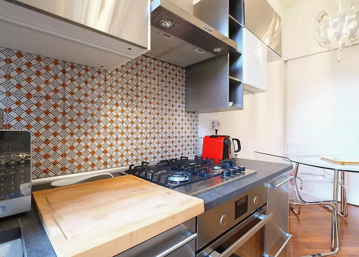 דירה C23 - Premium In *