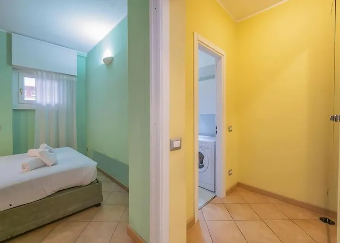 Youhosty - Paul Valery 3 Apartment Milan