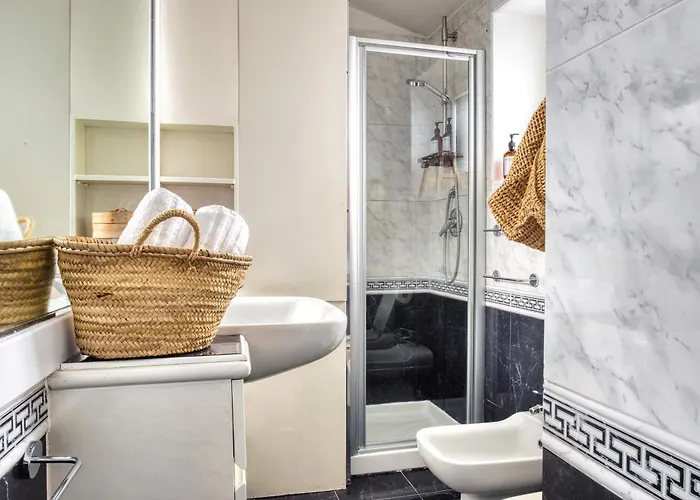 The Green Oriental; Gem In The Duomo City Center * Milano