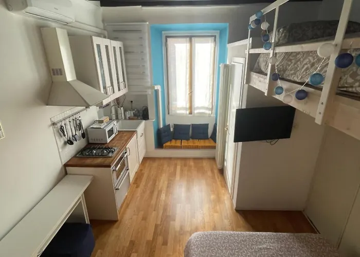 Διαμέρισμα Porta Romana Bella 2 ! Centro