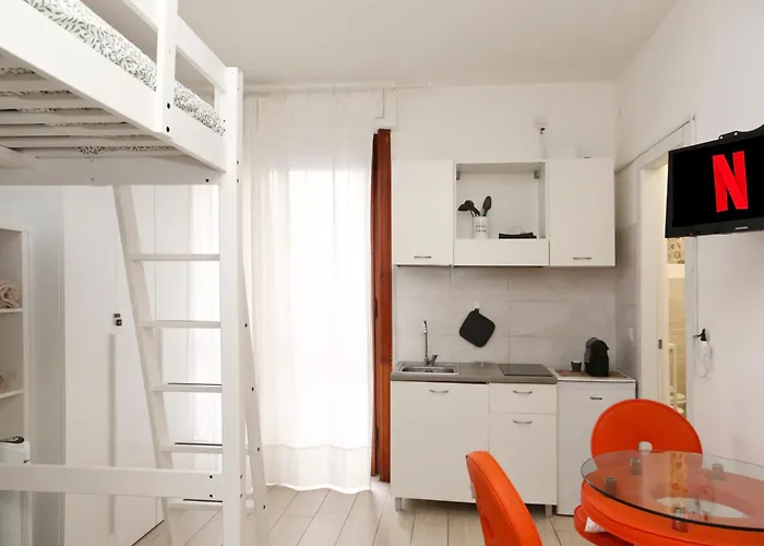 Bloom Apt - Citylife *