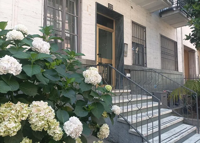 Nice Cozy Next To Loreto Milano