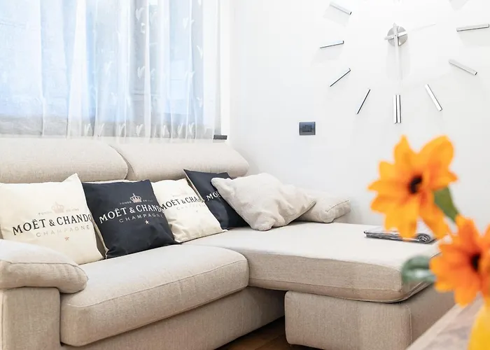 Suite2- Vicino Metro, Citylife, Stadio San Siro E Fiera Apartmán *