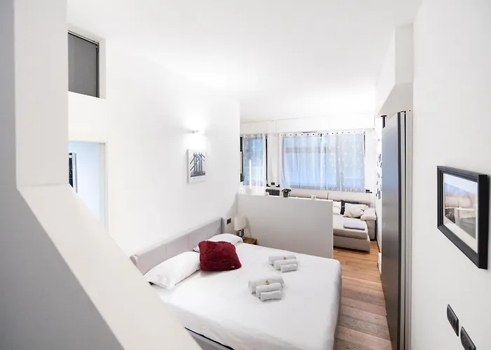 Suite2- Vicino Metro, Citylife, Stadio San Siro E Fiera Apartment *