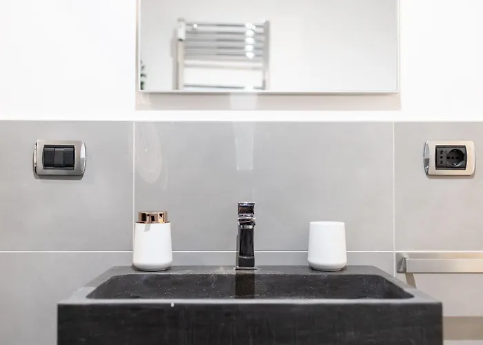 Apartment Suite2- Vicino Metro, Citylife, Stadio San Siro E Fiera Milan