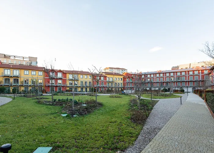 Apartmán Guesthost - Modern In With Balcony *