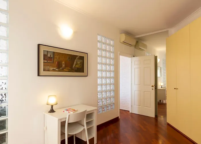 The - Floor Apartman