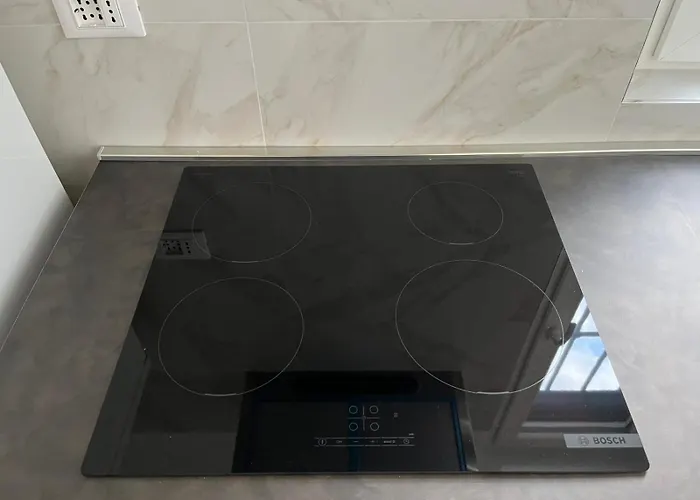 Bilocale Metro 4 - Linate Airport E Duomo 10 Min