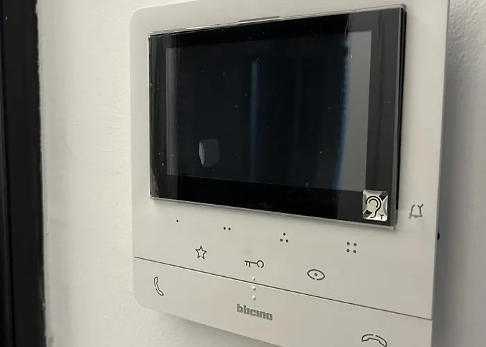 Bilocale Metro 4 - Linate Airport E Duomo 10 Min Mailand