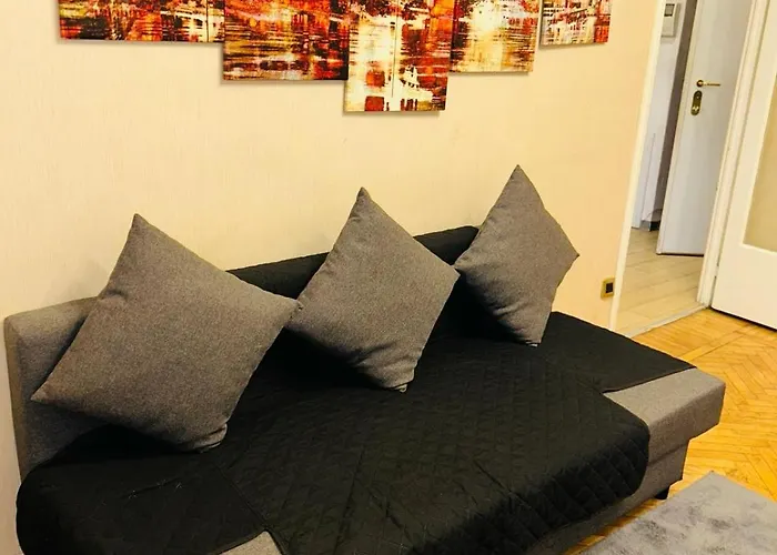 Central Apartment Milano דירה מילאנו