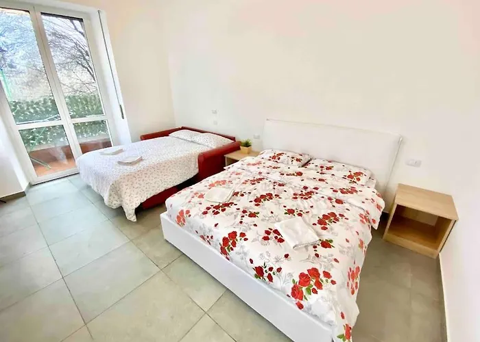 12 Minuti Dal Duomometro+10 Posti Letto Apartament