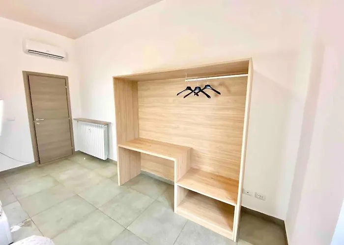 12 Minuti Dal Duomometro+10 Posti Letto Apartament