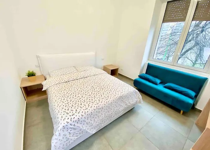 [12 Minuti Dal Duomo]metro+10 Posti Letto Appartamento