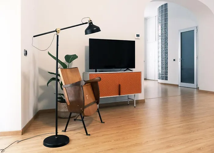 Apartman Comecasa Bright Flat With Private Terrace Milánó